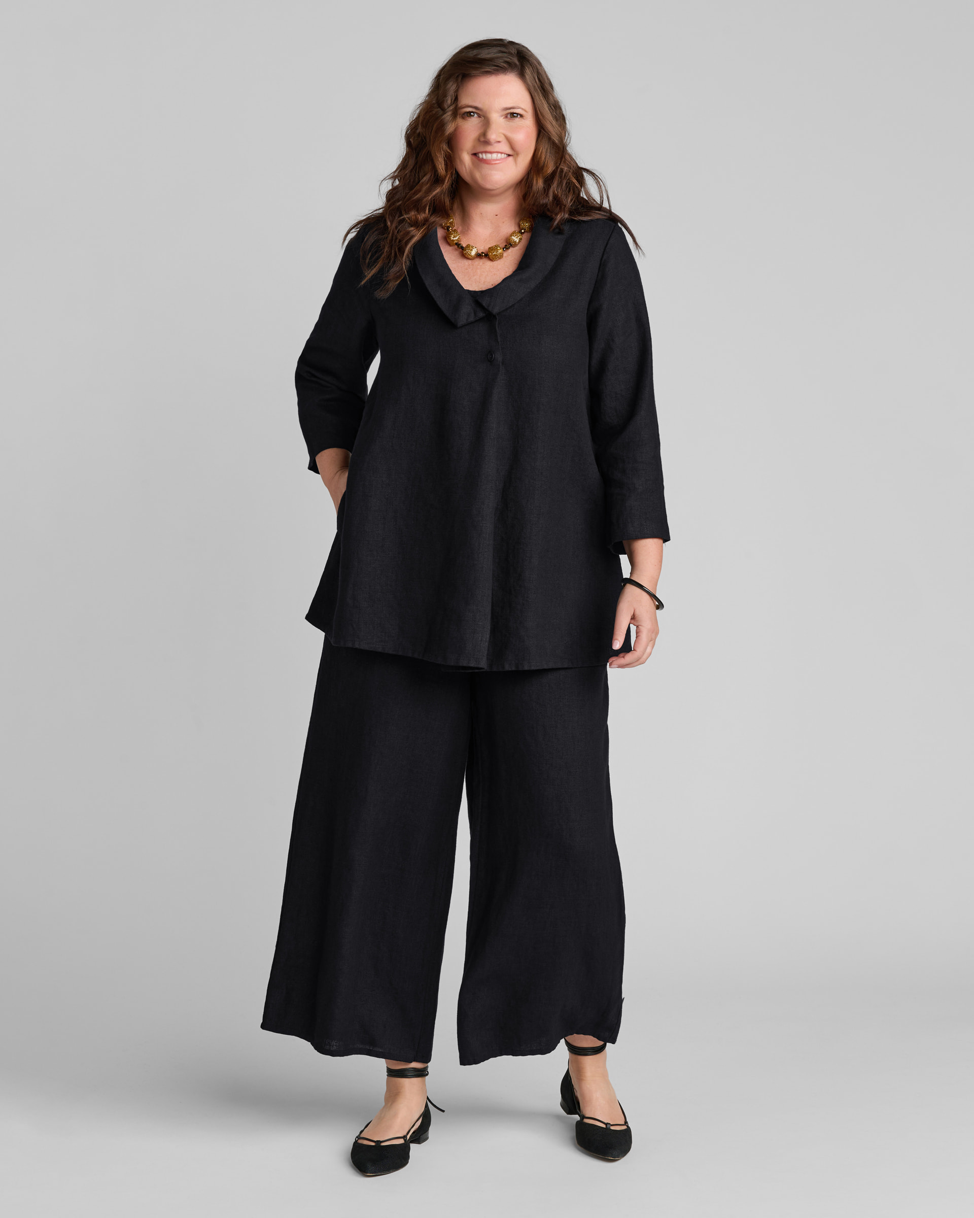 Women's linen clothing outfits